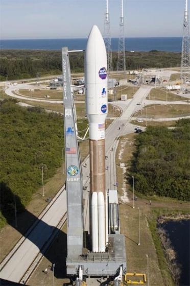 atlas-v-551-1.jpg